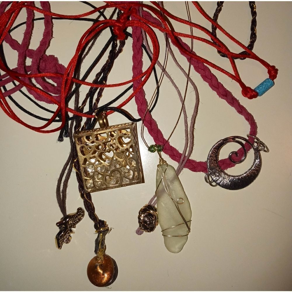 One Handmade Necklace - Picture 11 of 14
